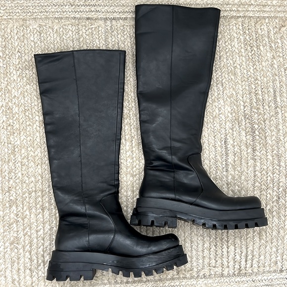 Zara Treaded Knee High Lug Boots - Picture 4 of 9